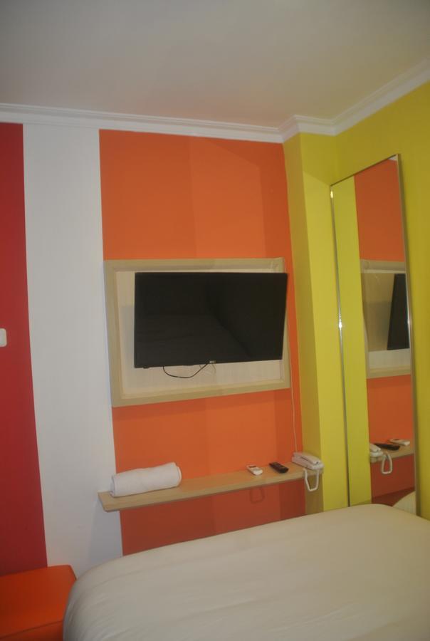 Djo Front One Inn בנגקולו מראה חיצוני תמונה
